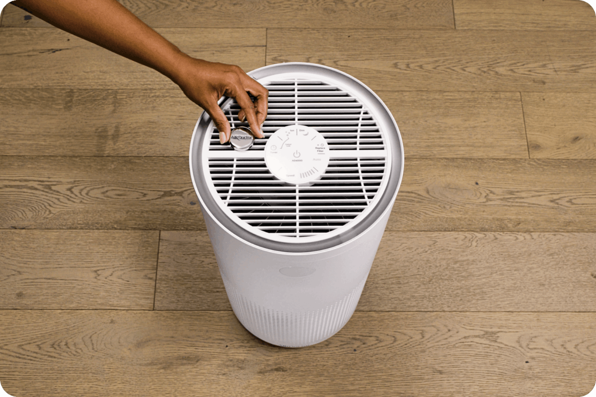 AirDoctor4000 with diffuser clip